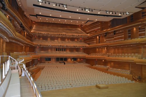 Monrealio Simfoninis Namas, Monrealis, Auditorija, Quebec, Kanada, Muzika