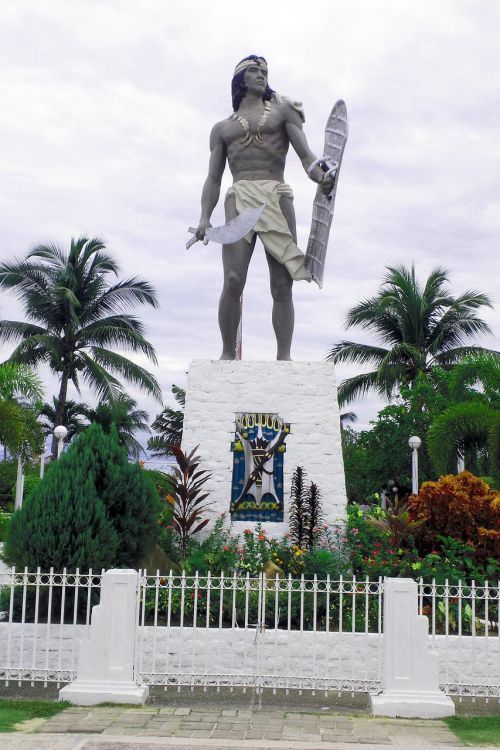 Lapu-Lapu Paminklas, Mactan, Filipinai, Statula