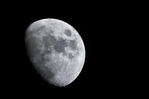 Mėnulis, Teleobjektyvas, Krateris