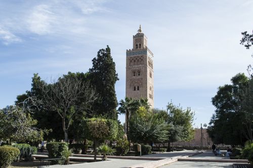 Mečetė, Marrakesh, Marokas, Marokas, Afrika, Arabiškas, Marrakechas, Kelionė, Kultūra, Turizmas, Tradicinis, Orientyras, Miestas, Architektūra, Atlasas, Kraštovaizdis, Pastatas, Pritraukimas, Ouarzazate, Istorinis, Istorija, Delnas, Senovės, Pasaulis, Bokštas