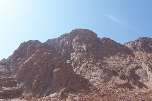 Kalno Sinai, Kalnai, Akmenys