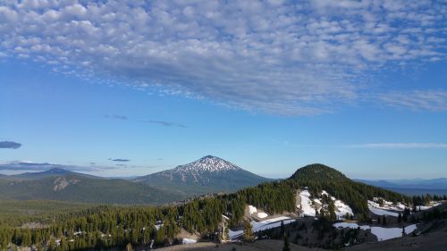 Kalnas, Oregonas, Trys Seserys