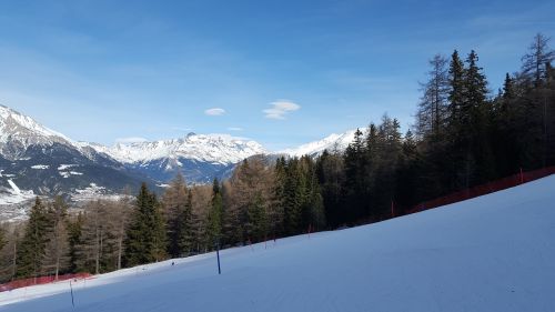 Kalnas, Sniegas, Žiema, Žygiai, Gamta, Kraštovaizdis, Saulė, Kalnas Žiemą, Slidinėjimas, Snieguotas, Šaltas, Žiemos Peizažas, Dangus, Mėlynas, Šviesa, Panoraminis, Aukštis, Eglė