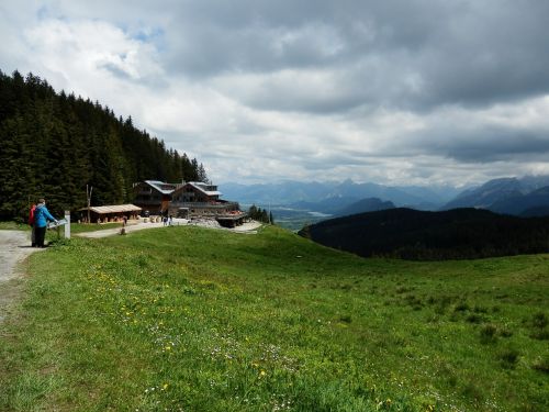 Kalnų Pieva, Alpių Akys, Keliautojas, Alpių Panorama, Dangus, Debesys, Allgäu, Sporto Namai