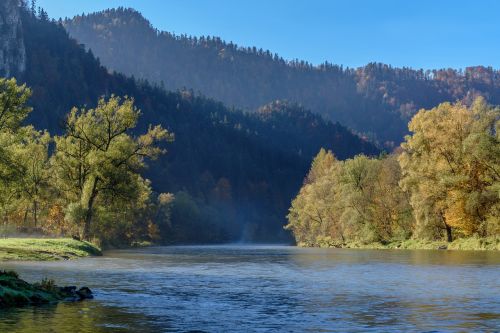 Kalnų Upė, Kalnai, Rytas, Rūkas, Tapetai, Fonas, Kraštovaizdis, Vaizdingas, Gražus, Kvapą Gniaužianti, Nuostabus, Ruduo, Geltonieji Lapai, Apie Pranku, Saulė, Mėlynas, Akmenys, Lenkija, Europa, Pieninis, Gamta, Ramybė, Šventė, Meditacija, Kontempliacija, Popradas