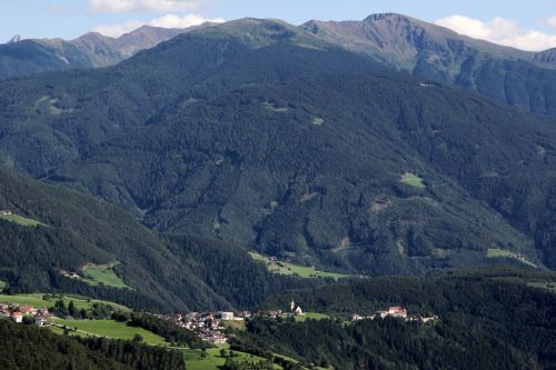 Kalnai, Kaimas, Alpių, Tyrol, Alm, Italy