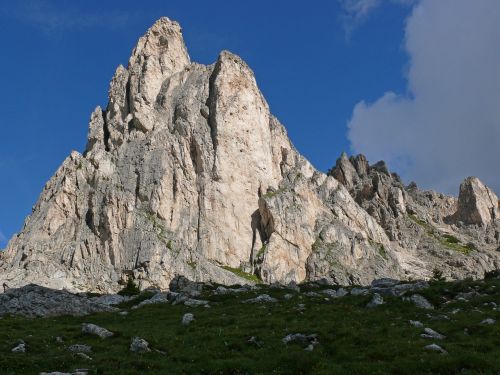 Kalnai, Puiku, Dolomitai