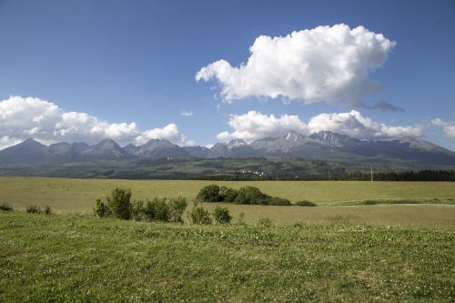 Kalnai, Debesys, Dangus, Mėlynas, Gamta, Laukas, Pieva, Paprastas, Toli, Kraštovaizdis, Rokas, Piko, Kelionė, Kalnas, Diapazonas, Parkas, Miškas, Aukščiausiojo Lygio Susitikimas, Saulė, Viršuje, Žygiai, Kalno Viršūnė, Peizažas, Slėnis, Saulės Šviesa, Lauke, Nuotykis, Natūralus, Vasara, Aukštas, Rytas, Vaizdingas, Kalnų Peizažas, Horizontas, Gamtos Kraštovaizdis