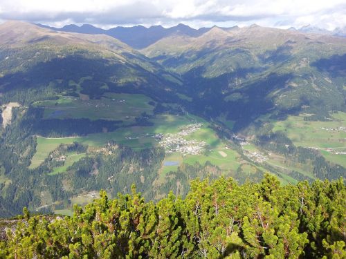 Kalnai, Rytų Tyrol, Vienas