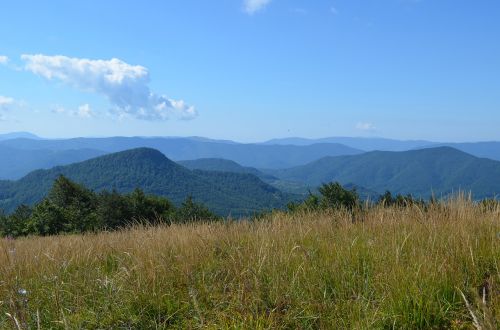 Kalnai,  Bieszczady,  Dangus,  Lenkija,  Mėlynas Dangus,  Horizontas,  Debesys,  Gamta,  Kraštovaizdis,  Miškas,  Tyla,  Mėlynas,  Kelionė,  Panorama,  Poilsio Takas,  Atostogos,  Ramybė