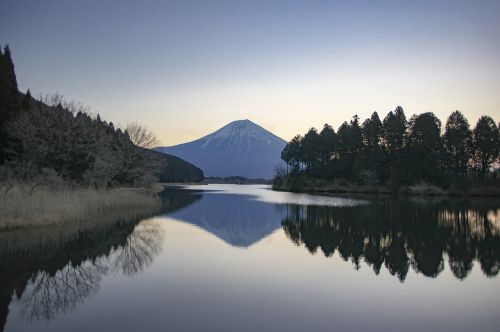 Mt Fuji, Žiema, Ankstus Rytas, Ežeras Tanuki, Japonija, Fuji, Natūralus, Kalnas, Aušra, Vandens Paviršius, Kraštovaizdis, Japonijos Kalnai, Prefektūra Shizuoka, Fujinomiya, Tyla, Ežeras