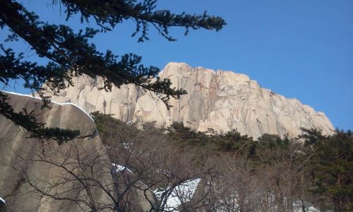 Mt Seoraksan, Ulsan Rock, Laiptai, Debesų Jūra