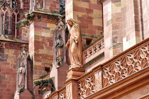 Münsteris, Pietinė Pusė, Skaičiai, Gotika, Freiburger Minster