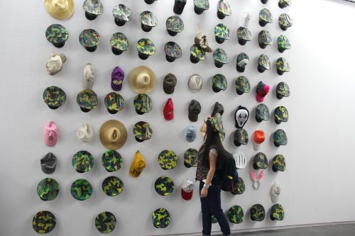 Muziejus, Skrybėlę, Mergaitė