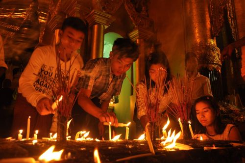 Mianmaras, Jangonas, Burma, Budizmas, Budistinis, Lengvas Festivalis