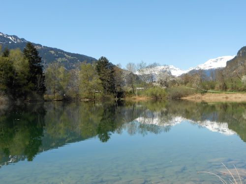 Gamta, Ežeras, Kraštovaizdis