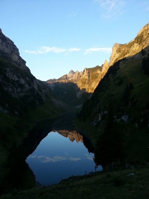 Gamta, Ežeras, Vanduo