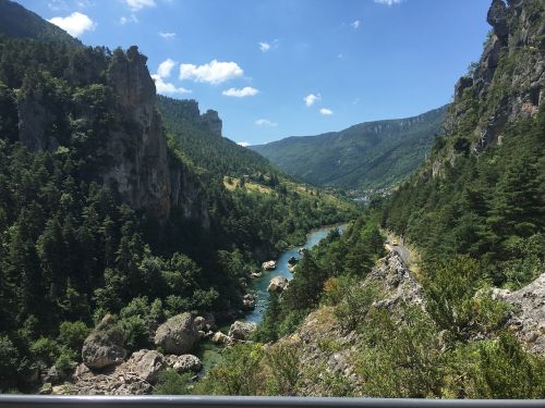 Gamta, Kalnai, Upė, France