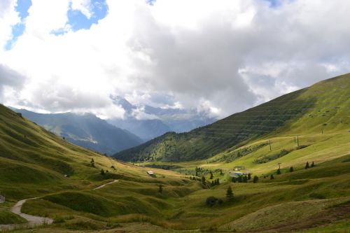 Gamta, Laisvė, Dolomitai
