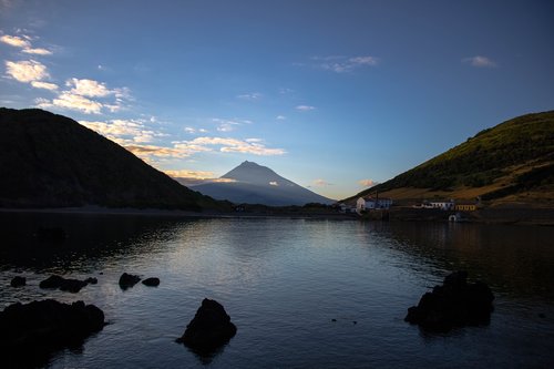 Pobūdį,  Kraštovaizdis,  Twilight,  Vandenynas,  Vulkanas,  Piko Kalnų,  Akmenys,  Papludimys,  Bay,  Porto Pim,  Horta,  Iš Fajalas,  Azorai,  Comanche