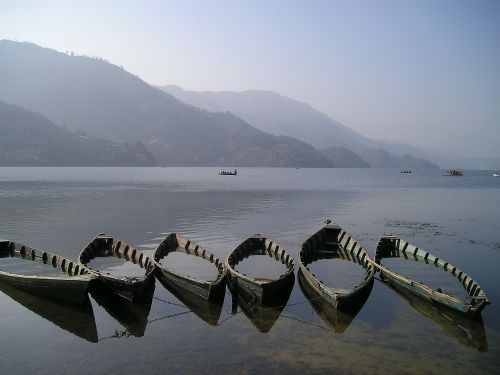 Nepalas, Valtys, Ežeras, Pokara