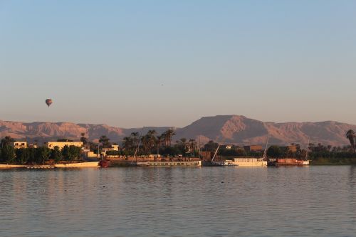 Nile, Egiptas, Luxor