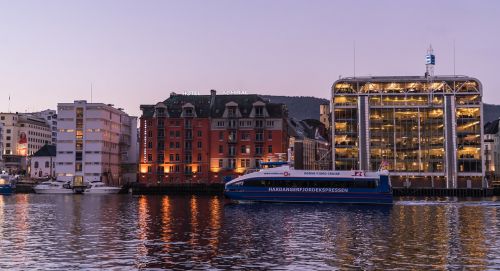 Norvegija, Tromso, Kranto, Valtis, Saulėtekis, Skandinavija, Architektūra, Dangus, Miestas, Europa, Kelionė, Turizmas, Miesto Panorama, Vanduo, Lauke, Panorama, Vaizdingas, Peizažas