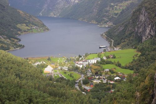 Norvegija, Fjordas, Kaimas