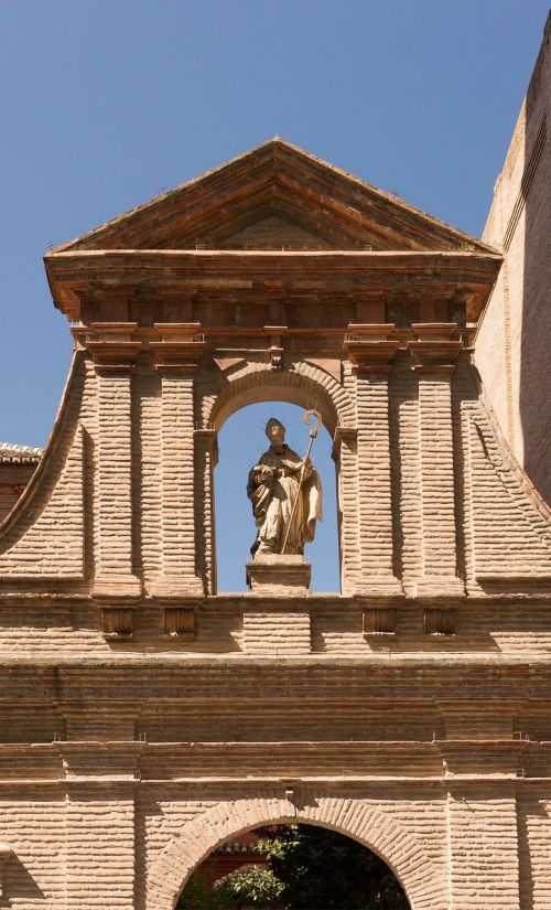 Nuestra Señora De Las Angustias, Vienuolynas, Vyskupas, Statula, Granada, Ispanija, Frontonas, Įėjimas, Architektūra