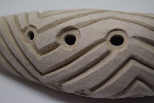 Ocarina, Keramika, Menas