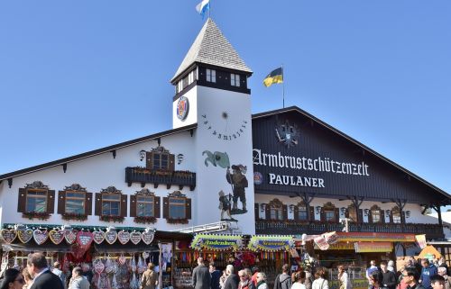 Oktoberfest, Munich, Bavarija, Vokietija, Tradicija, Liaudies Šventė, Palapinė, Alus, Gerti, Švesti, Muzika, Koplyčia, Aitvaras, Didelis