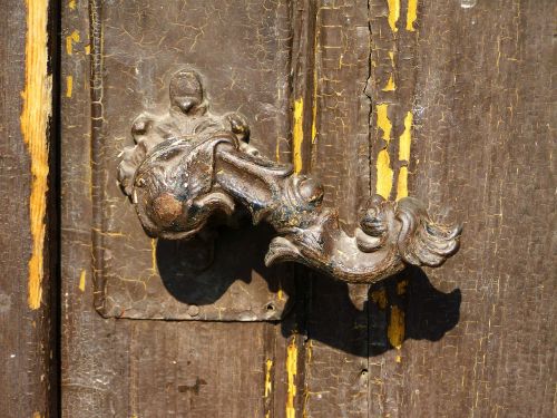 Senoji Doorknob, Senovinis, Apsiaustas