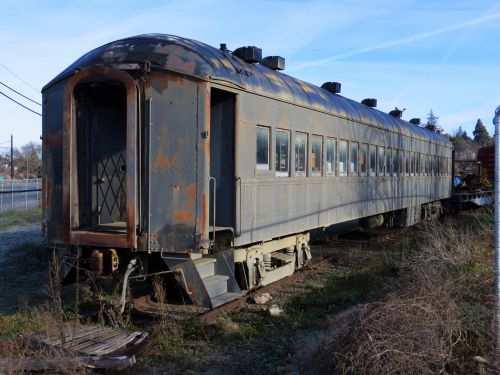 Traukinys,  Paliktas,  Keleivis,  Geležinkelis,  Senas Traukinys 557