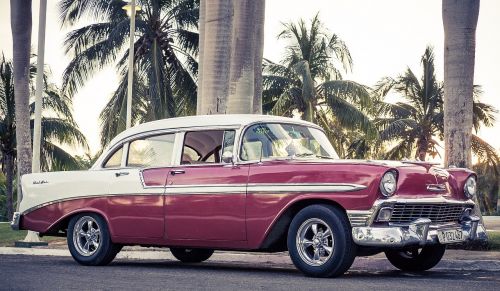 Oldtimer, Kuba, Automatinis, Havana, Klasikinis, Automobiliai, Transporto Priemonė, Amerikietis, Raudona, Spidometras, Retro, Delnas, 50, Nostalgiškas, Amerikietiškas Automobilis