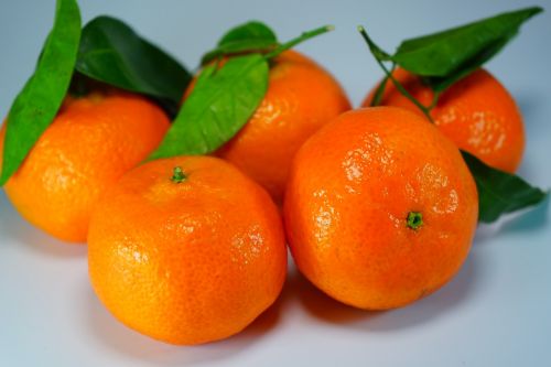 Apelsinai, Mandarinai, Klementinos, Citrusinis Vaisius, Oranžinė, Vaisiai, Lapai, Vaisiai, Sveikas, Vitaminai, Mityba, Skanus, Vaisių