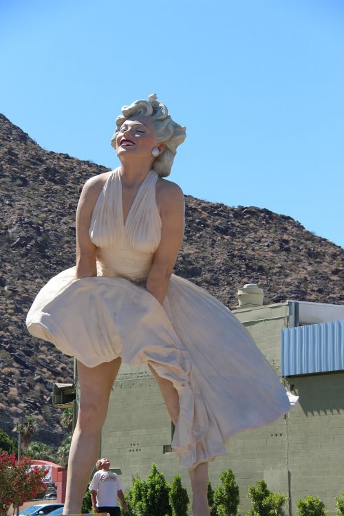 Palmių Spyruoklės, Marilyn Monroe, Kalifornija