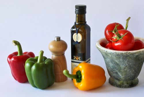 Paprika, Pomidorai, Maistas, Daržovės, Raudona, Vitaminai, Mityba, Paprika, Frisch, Skanus, Vegetariškas, Alyvuogių Aliejus, Viduržemio Jūros, Pipirai