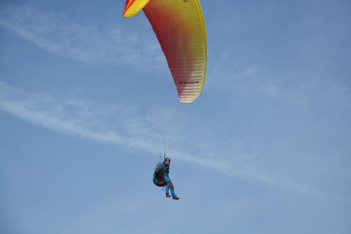 Paraglidridai, Laisvalaikio Sportas, Laisvo Skrydžio Praktika, Para Variklis, Vėjas, Oras, Sporto Veikla, Clécy Normandy, France, Laisvalaikis