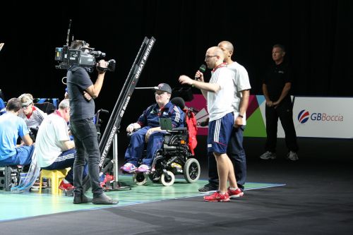 Parolimpinės Žaidynės, Negalia, Neįgalus