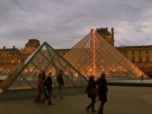 Paris, Lova, Piramidė, France, Turistai, Paminklas, Paveldas, Muziejus
