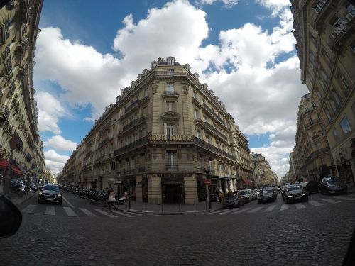 Paris, Gatvė, Baltas Debesys