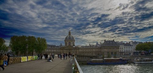 Paris, Tiltas, Vandens Debesys