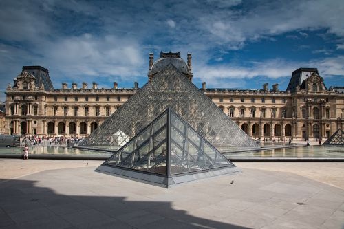 Paris, Lova, Piramidė, Architektūra, Muziejus