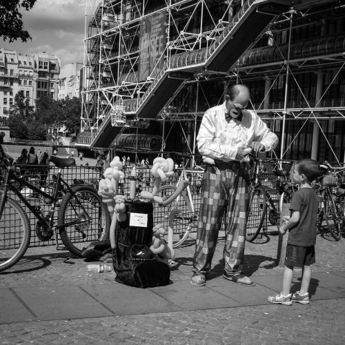 Paris, Gatvė, Vaikas, Klounas, Centras Pompidou