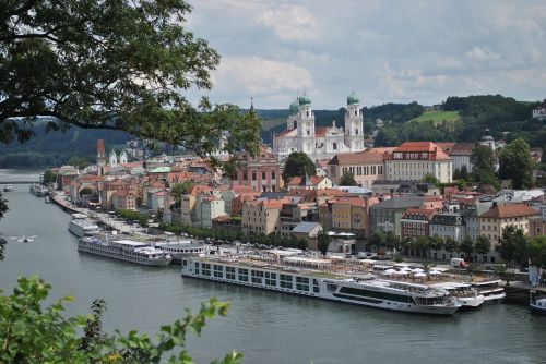 Passau, Miestas, Dom, Bažnyčia, Architektūra, Upės, Upė, Panorama, Panorama, Mėlynas, Senamiestis, Laivai, Vasara, Miesto Vaizdas, Perspektyva, Kapitalas