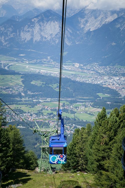 Patscherkofelbahn, Innsbruck, Tyrol, Austria, Valstybinis Kapitalas, Olimpija, Kalnai, Miesto Vaizdas, Vasara, Miestas, Alpių, Kabelis, Kalnų Geležinkelis, Gamta