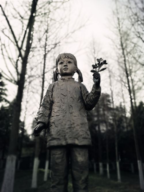 Taika, Nanjing, Skulptūra, Nužudyta Nuningo Žudynių Memorialinėje Salėje