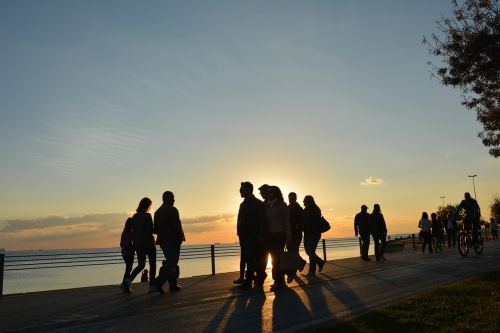 Žmonės, Saulėlydis, Siluetas, Šešėlis, Kelionė, Nuotykis, Medžiai, Debesys, Dangus, Vanduo, Vandenynas