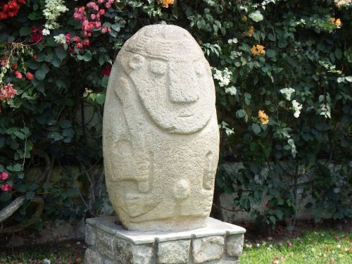 Statula, Apvalus, Peru, Istorija