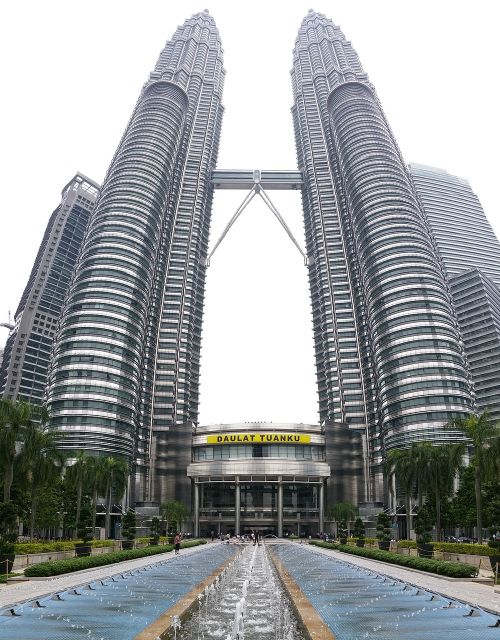 Petronas Dvynių Bokštai, Dangoraižis, Kong Kuala, Tweens